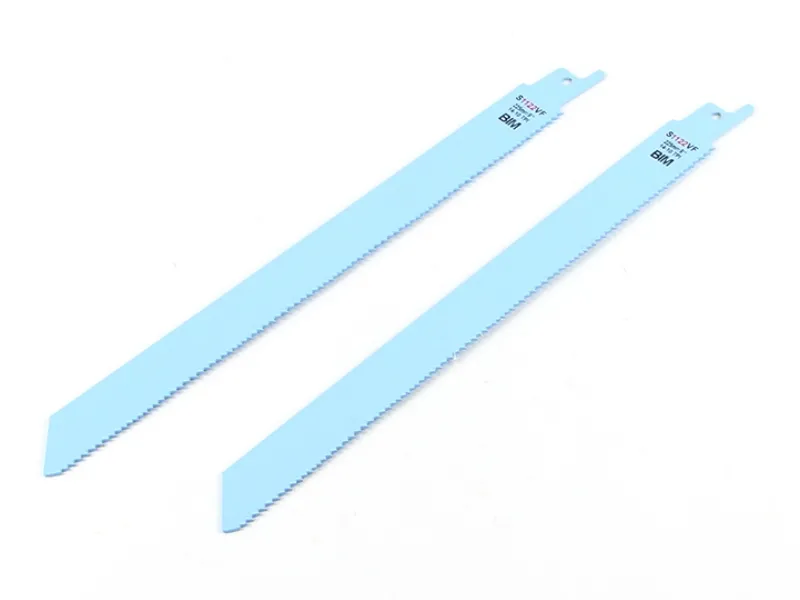 الترددية المنشار بليد