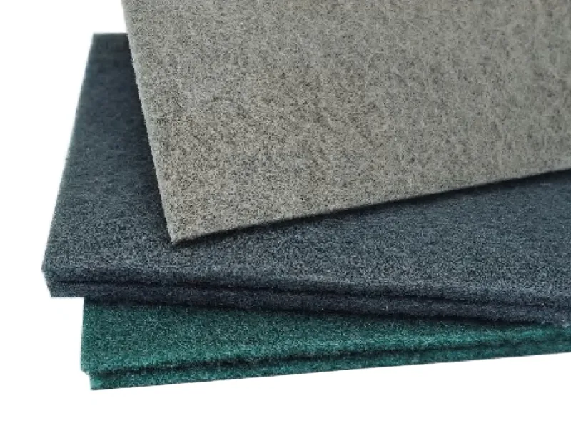 لفات ومنصات التنظيف غير المنسوجة